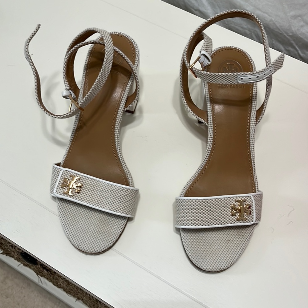 Tory burch sandal